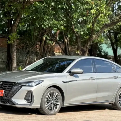 900x675_0_q87_c42_autohomecar__ChxpV2j06b2ARl-1AAo05W4GYB4726.jpg.webp Used Chery Arrizo 8 2023 high-energy version 2.0T DCT Chi