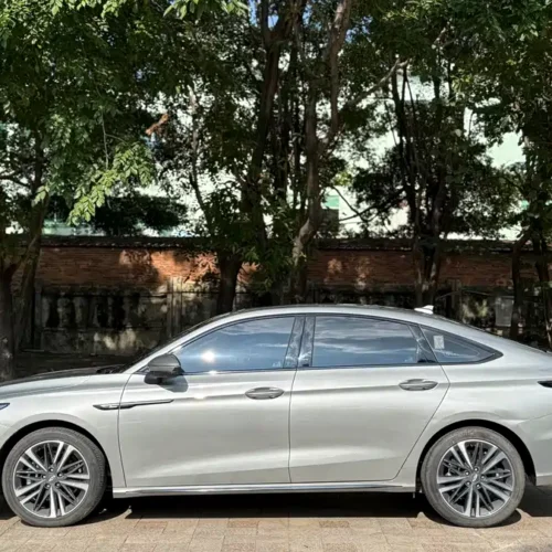 900x675_0_q87_c42_autohomecar__ChxpV2j06cGAD2mIAAyr5bPLgGI389.jpg.webp Used Chery Arrizo 8 2023 high-energy version 2.0T DCT Chi