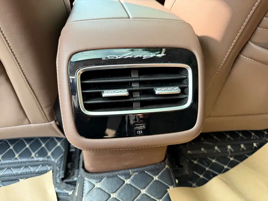 900x675_0_q87_c42_autohomecar__ChxpV2j06cmAJT5MAAlKP8KES9I128.jpg.webp Used Chery Arrizo 8 2023 high-energy version 2.0T DCT Chi