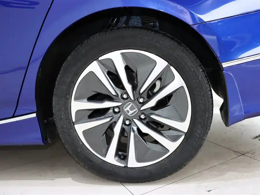 900x675_0_q87_c42_autohomecar__ChxpV2j12XCAbTyIAAGKuUZoFrg707.jpg.webp Used Accord 2018 Rui Hybrid 2.0L Rui Cool Edition National VI