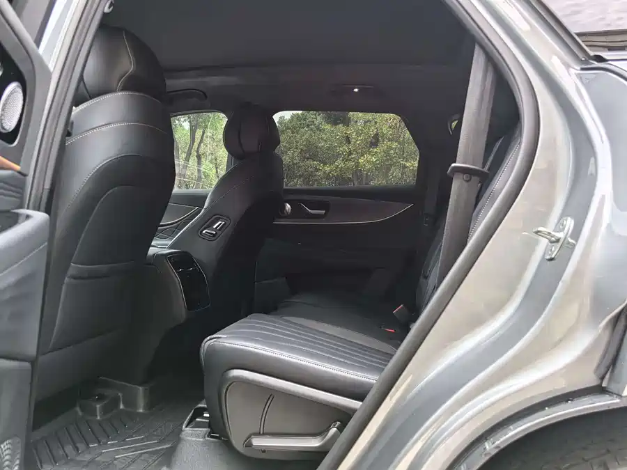 900x675_0_q87_c42_autohomecar__ChxpV2j4OoaAc4FSAANH15bisxg390.jpg.webp Used Tiggo 9 2025 2.0T dual-clutch two-wheel drive luxury version 7 seats