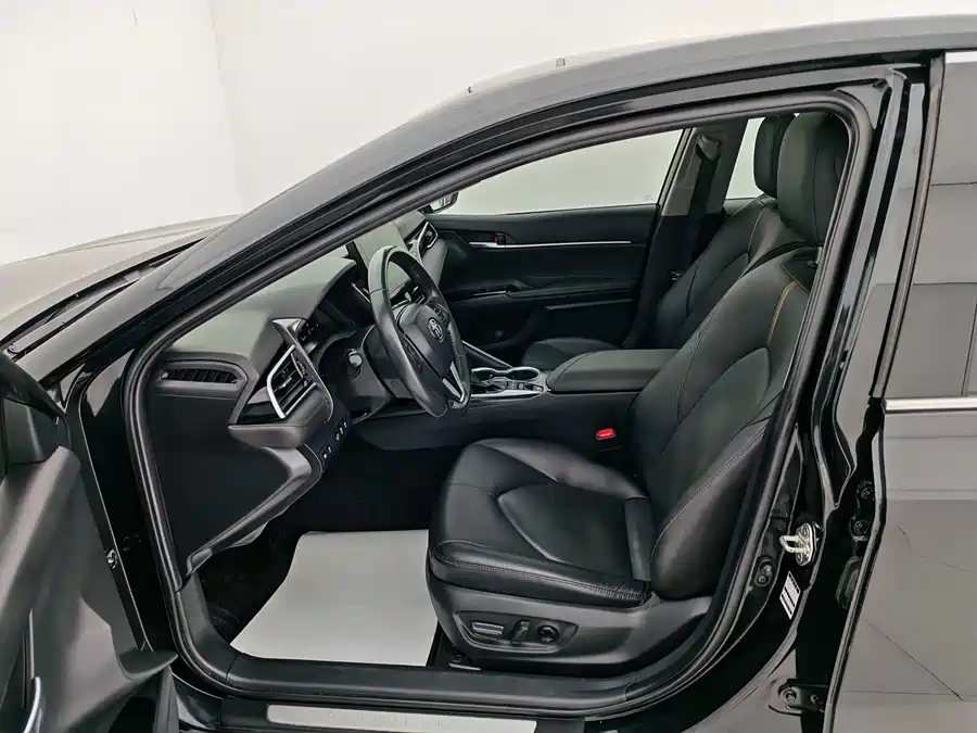 900x675_0_q87_c42_autohomecar__ChxpV2k2yT6AdkrdAAMomWgBAdE482.jpg.webp Used Camry 2023 2.5G Deluxe Edition