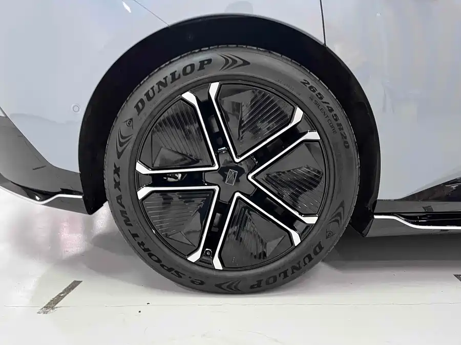 Used Avita 12 2023 650 triple laser four-wheel drive performance version