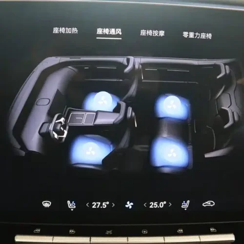 900x675_0_q87_c42_autohomecar__ChxpV2kWs9CABfjMAAFC0uHCWcA560.jpg.webp Used Avita 12 2025 Ultra range extended version