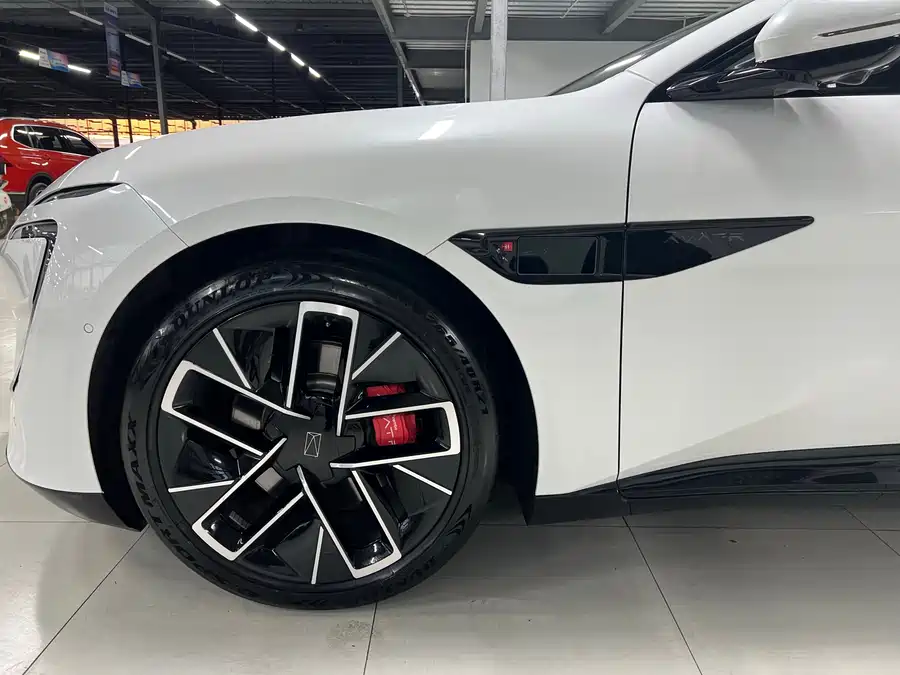 900x675_0_q87_c42_autohomecar__ChxpV2ke6lmAHS9dAAb9oYIpZW0942.jpg.webp Used Avita 12 2023 700 Triple Laser Rear Drive Luxury Edition