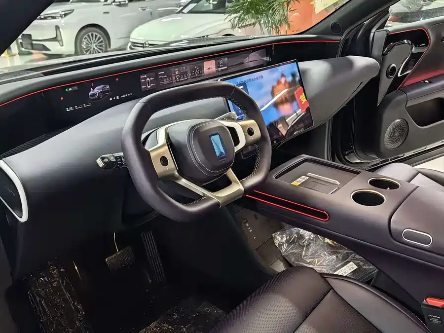 900x675_0_q87_c42_autohomecar__ChxpV2khTu-AMniLAAUa3fh78a0498.jpg.webp Used Avita 07 2026 Max+ extended range version