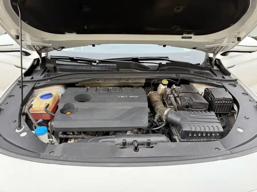 900x675_0_q87_c42_autohomecar__ChxpV2kpGLOAQ3lEAAe7S848uhM577.jpg.webp Used Chery Arrizo 8 2023 model 1.6T DCT Yi