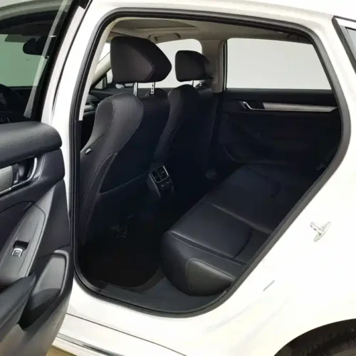 900x675_0_q87_c42_autohomecar__ChxpV2lKScCAP096AAJbS4lLEHg351.jpg.webp Used Accord 2022 Sharp Hybrid 2.0L Sharp Collar Edition