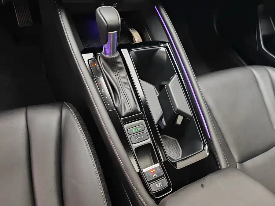 900x675_0_q87_c42_autohomecar__ChxpV2lKZS6AP9RnAAfUUR5KAYo963.jpg.webp Used Accord 2025 260TURBO Deluxe Edition