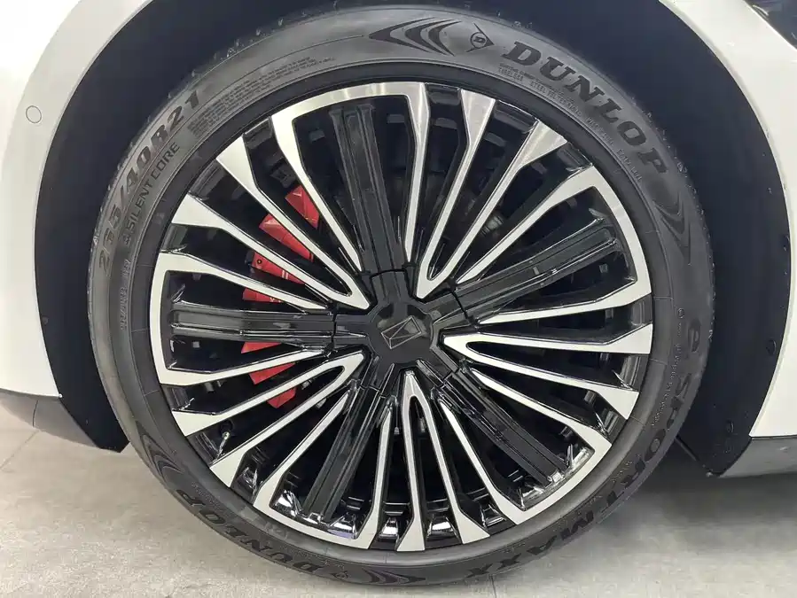 900x675_0_q87_c42_autohomecar__ChxpV2lLZY-AesOUAAQWgks63B0081.jpg.webp Used Avita 12 2025 Ultra range extended version