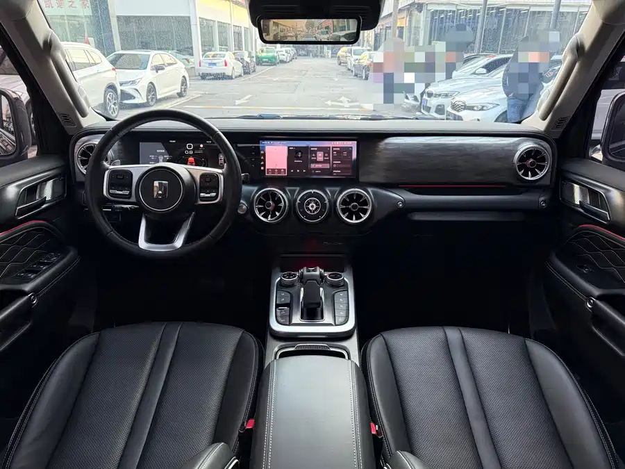 900x675_0_q87_c42_autohomecar__ChxpV2lN6KWAXtsNAAqMiH5oFzY043.jpg.webp Used GWM Tank 300 2021 City Edition 2.0T Very Stylish