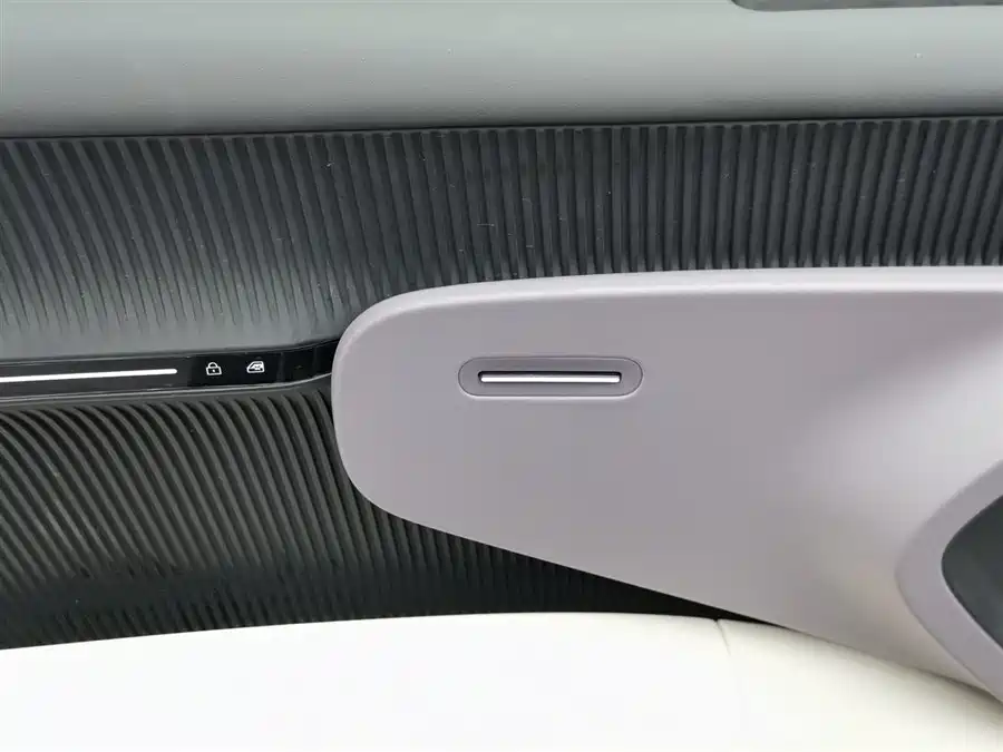 Used Avita 12 2024 facelift 700 triple laser rear drive luxury version