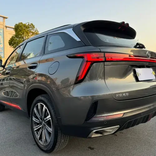 900x675_0_q87_c42_autohomecar__ChxpV2lOMa2ANkqWAAolwAqxuII792.jpg.webp Used Changan CS75PLUS 2022 second generation 1.5T automatic premium model