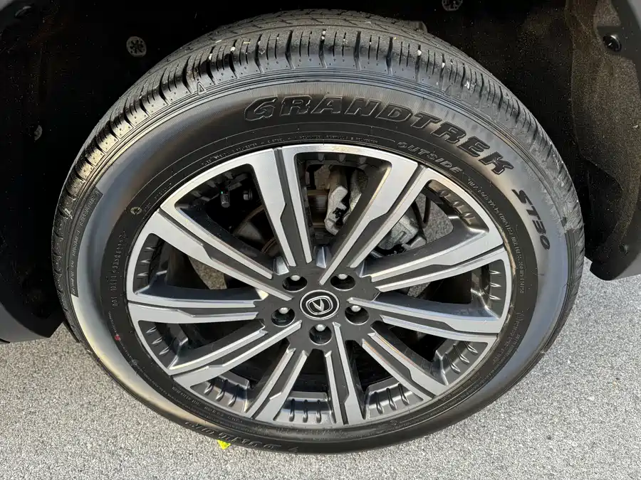900x675_0_q87_c42_autohomecar__ChxpV2lOMbCAPf87AA3aIuaDT5I886.jpg.webp Used Changan CS75PLUS 2022 second generation 1.5T automatic premium model