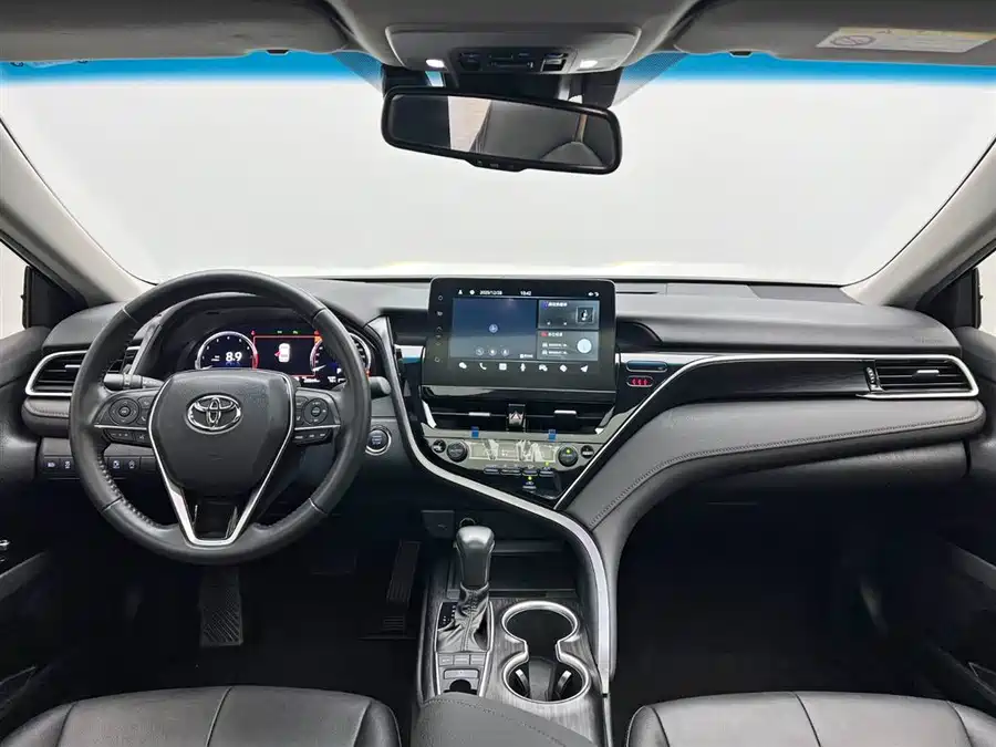 900x675_0_q87_c42_autohomecar__ChxpV2lQzCSAH_nYAAG6DfJ7MK4205.jpg.webp Used Camry 2021 2.5G Deluxe Edition