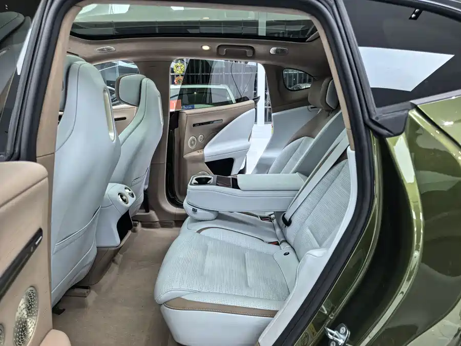 900x675_0_q87_c42_autohomecar__ChxpV2lSNrKAShUyAAU91cRhedk002.jpg.webp Used Avita 07 2024 Ultra range extended version four-wheel drive