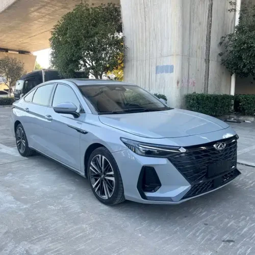 900x675_0_q87_c42_autohomecar__ChxpV2lTRSyAGJUKAAyPKug_Ig8441.jpg.webp Used Chery Arrizo 8 2024 high-energy version 2.0T DCT Royal