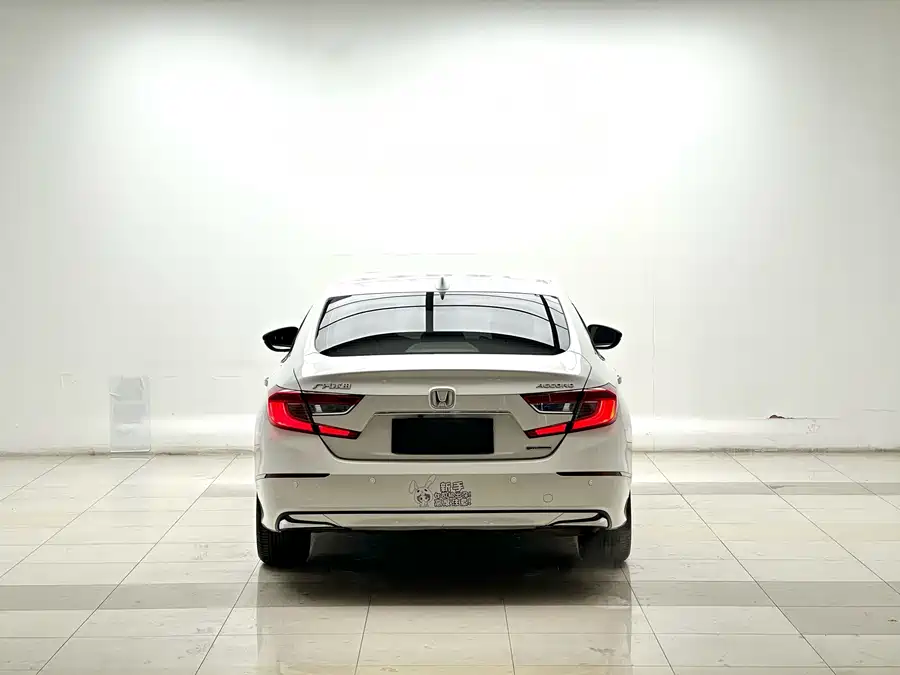 Used Accord 2018 Sharp Hybrid 2.0L Sharp Collar Edition National VI