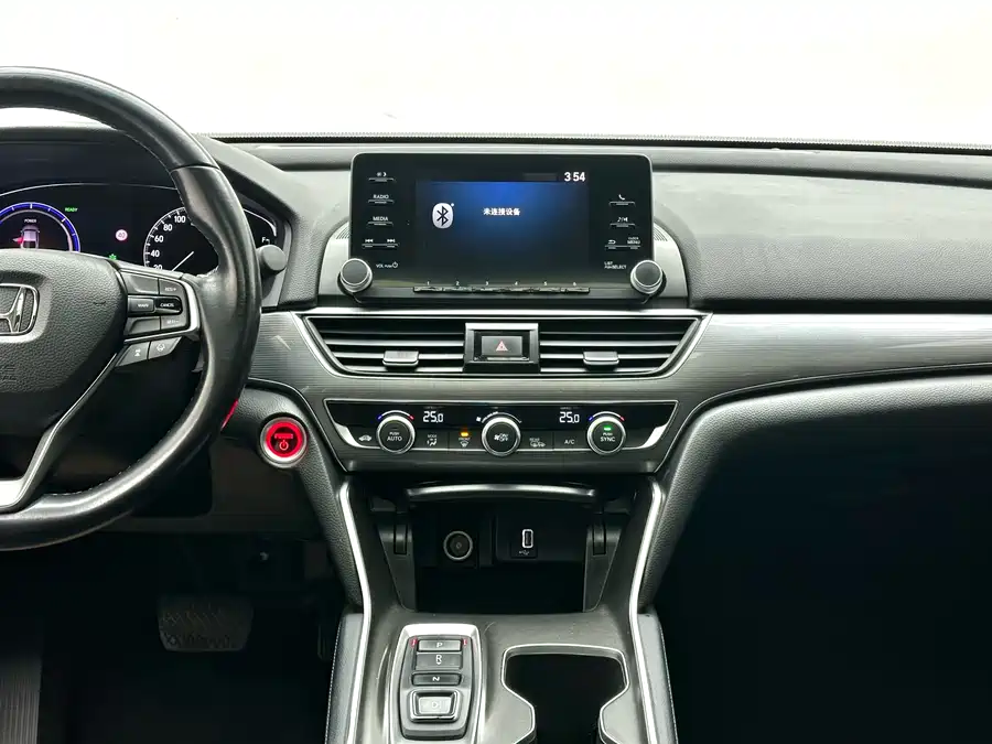 Used Accord 2018 Sharp Hybrid 2.0L Sharp Collar Edition National VI