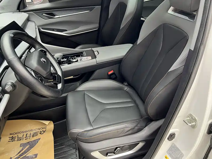 900x675_0_q87_c42_autohomecar__ChxpV2lV7UaAZsoeAAY6LjJO7FY492.jpg.webp Used Changan CS75PLUS 2022 second generation 1.5T automatic premium model