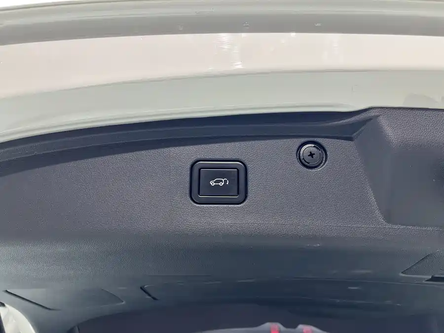 900x675_0_q87_c42_autohomecar__ChxpV2lV7UiAUfiIAAUsFr85xIg058.jpg.webp Used Changan CS75PLUS 2022 second generation 1.5T automatic premium model