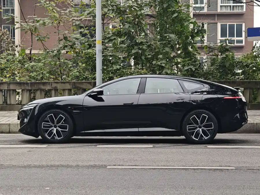 900x675_0_q87_c42_autohomecar__ChxpV2lVap6AB7i7AAnRmH5-QLU300.jpg.webp Used Avita 12 2025 Max pure electric version