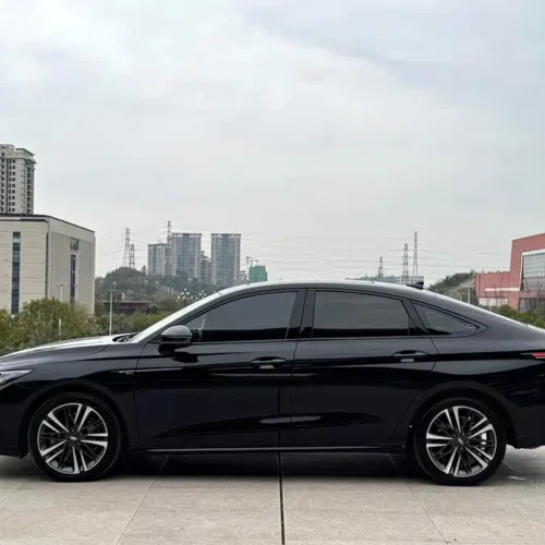 900x675_0_q87_c42_autohomecar__ChxpV2lXaJWANBC3AASwQE5peO0495.jpg.webp Used Chery Arrizo 8 2023 high-energy version 2.0T DCT power