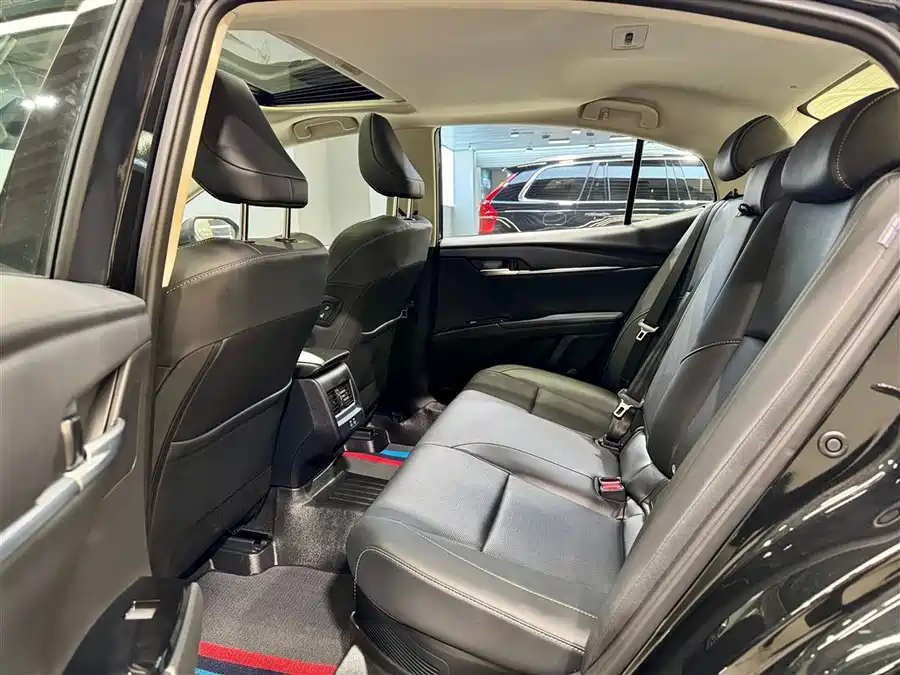 900x675_0_q87_c42_autohomecar__ChxpV2lY6HSAeONEAAJMil5gdPo751.jpg.webp Used Camry 2026 Dual Engine 2.0HSE Sports Lite Edition