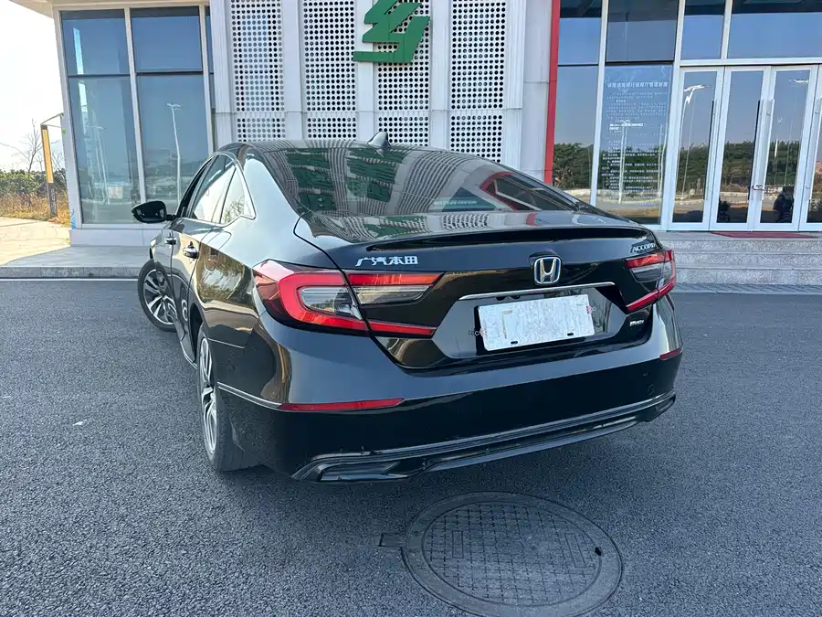 900x675_0_q87_c42_autohomecar__ChxpV2laSCOAM5tKAA5xrUeLTcY535.jpg.webp Used Accord 2022 Rui·Hybrid 2.0L Magic Night·Rui Zun Edition