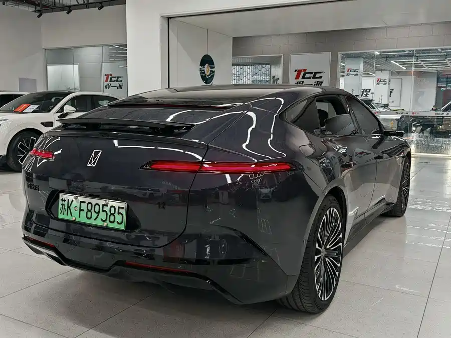 900x675_0_q87_c42_autohomecar__ChxpV2lbg-CAIMERAAW0NABf5NI515.jpg.webp Used Avita 12 2025 Ultra range extended version