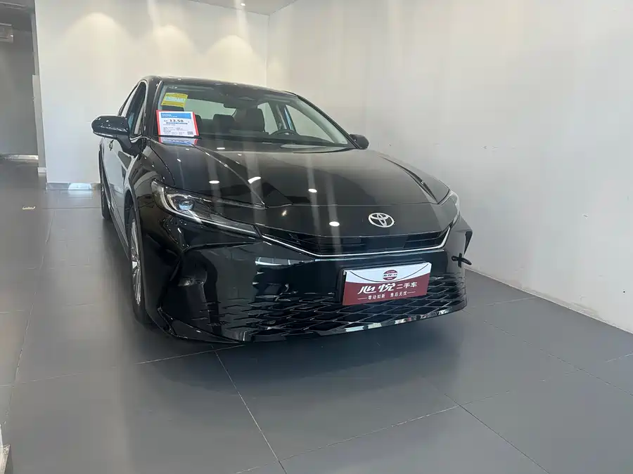 Used Camry 2024 2.0GVP Deluxe Edition