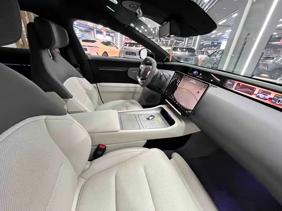 900x675_0_q87_c42_autohomecar__ChxpV2ldum6AS6f-AAlH2GsoHl4867.jpg.webp Used Avita 12 2025 Ultra range extended version