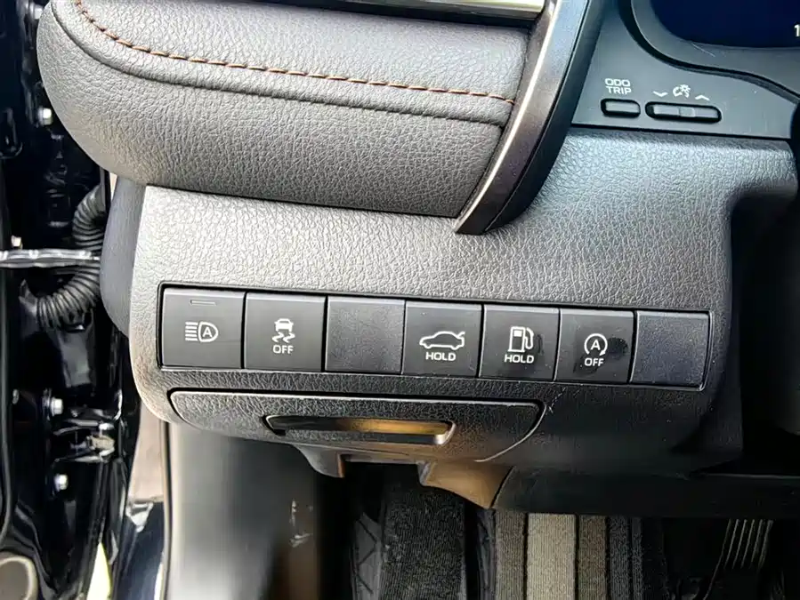900x675_0_q87_c42_autohomecar__ChxpV2ldux-AT2ctAAKdlCA-aHQ654.jpg.webp Used Camry 2023 2.5Q flagship version