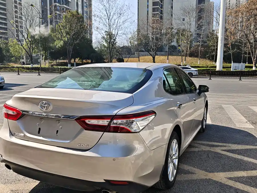 900x675_0_q87_c42_autohomecar__ChxpV2lgjtqAORs_AAnoTjAR0zo613.jpg.webp Used Camry 2019 2.0G Deluxe Edition National V