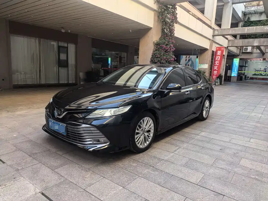 900x675_0_q87_c42_autohomecar__ChxpV2liBTuABKNAAAmAEi63cu8406.jpg.webp Used Camry 2018 2.5G Deluxe Edition