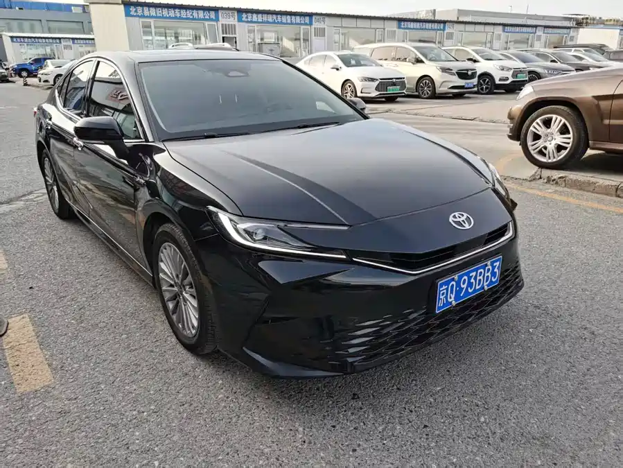 Used Camry 2024 2.0GVP Deluxe Edition