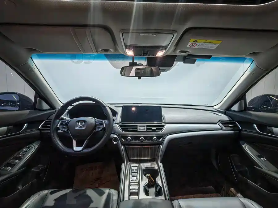 900x675_0_q87_c42_autohomecar__ChxpV2llwFeAFFI0AAUAfOmnjlU806.jpg.webp Used Accord 2022 Sharp Hybrid 2.0L Sharp Collar Edition