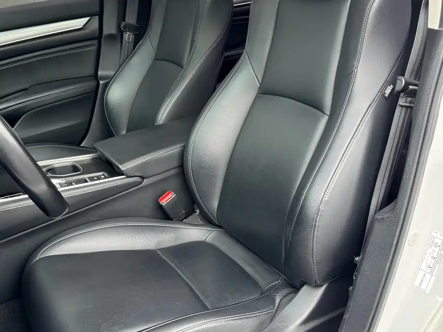 900x675_0_q87_c42_autohomecar__ChxpV2lvmnGAcgYPAAo7R2zZc10717.jpg.webp Used Accord 2018 260TURBO Deluxe Edition National VI