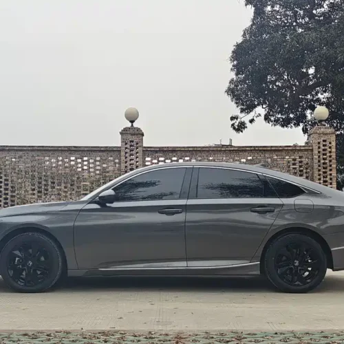 900x675_0_q87_c42_autohomecar__ChxpV2lxnn6ARspAAAhfkWgPrMU486.jpg.webp Used Accord 2021 260TURBO Luxury Starry Sky Limited Edition