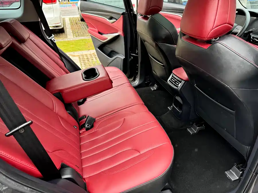 900x675_0_q87_c42_autohomecar__ChxpVWj5fVKAL6CPAAlkkCf-rD4144.jpg.webp Used Changan CS75PLUS 2021 1.5T automatic premium model