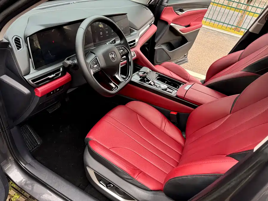 900x675_0_q87_c42_autohomecar__ChxpVWj5fViAYaogAAqcyKcDy1g252.jpg.webp Used Changan CS75PLUS 2021 1.5T automatic premium model