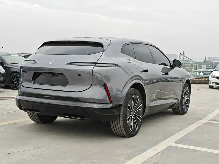 900x675_0_q87_c42_autohomecar__ChxpVWk-HOeAMtz5AAS1qFaC07Y633.jpg.webp Used Avita 07 2024 Max extended range version