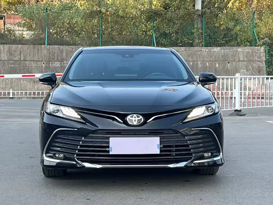 Used Camry 2023 2.0G Deluxe Edition