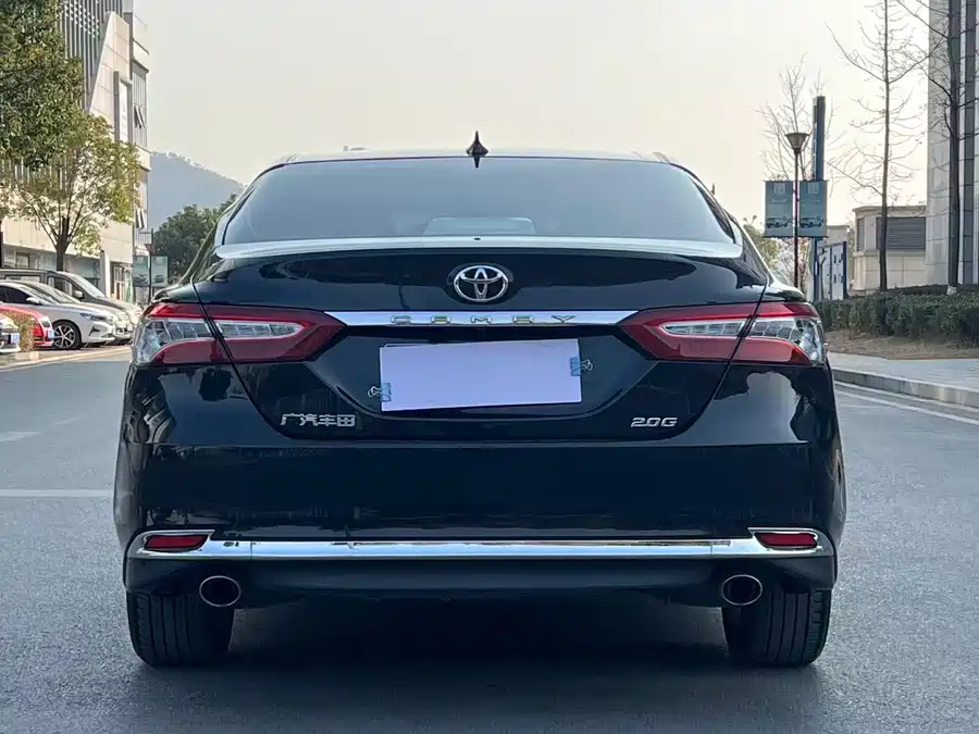 Used Camry 2023 2.0G Deluxe Edition