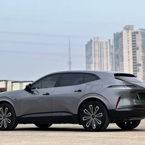 900x675_0_q87_c42_autohomecar__ChxpVWk2bKiAJ5RCAAaN7ZGo67c411.jpg.webp Used Avita 07 2024 Max extended range version