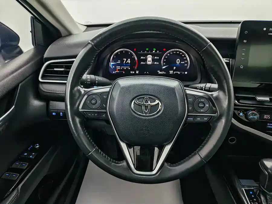 900x675_0_q87_c42_autohomecar__ChxpVWk2yTmAY3BFAAOAKk5pd5E441.jpg.webp Used Camry 2023 2.5G Deluxe Edition