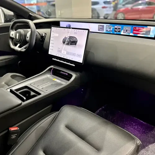 900x675_0_q87_c42_autohomecar__ChxpVWk88RKAIpV4AAghlxsCiTw736.jpg.webp Used Avita 12 2025 Ultra range extended version