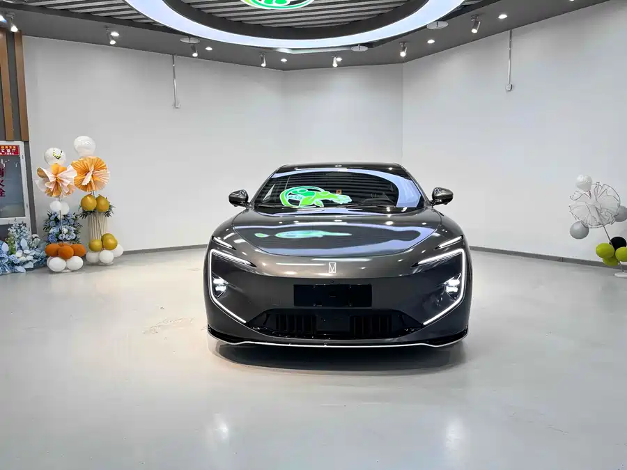 900x675_0_q87_c42_autohomecar__ChxpVWkVpp2Abh0iAAWknWd0lQg412.jpg.webp Used Avita 12 2023 700 Triple Laser Rear Drive Luxury Edition