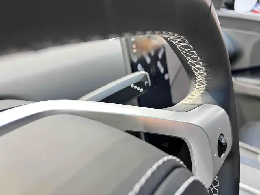 900x675_0_q87_c42_autohomecar__ChxpVWkVpqiACV5FAAUgD4QGuT4078.jpg.webp Used Avita 12 2023 700 Triple Laser Rear Drive Luxury Edition