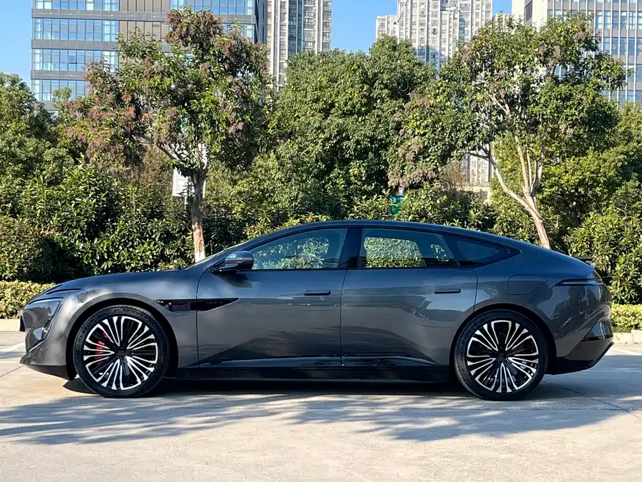 900x675_0_q87_c42_autohomecar__ChxpVWkgGNaAE76TAA_O3S1SWQE814.jpg.webp Used Avita 12 2025 Ultra range extended version